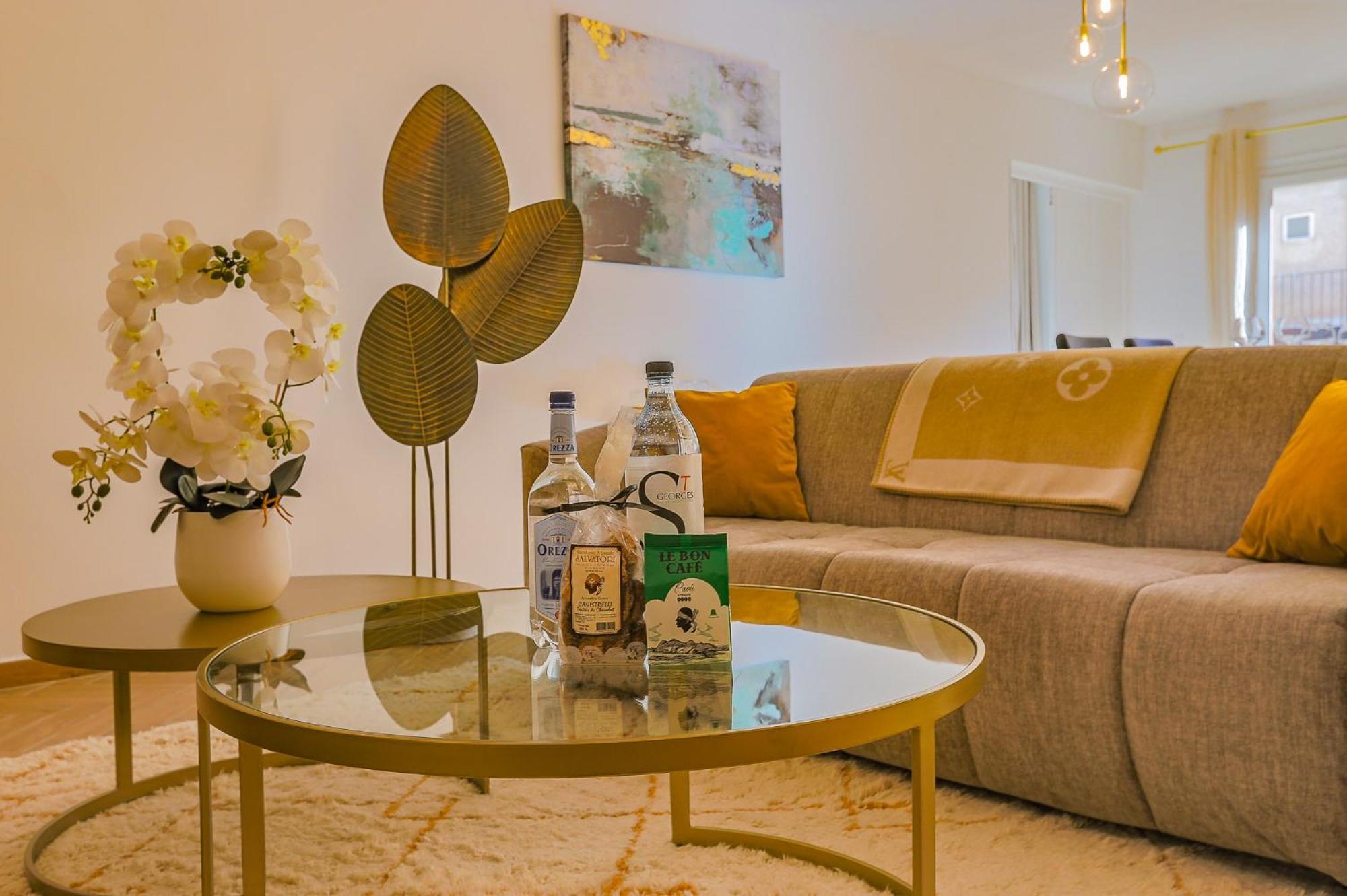 Casa Isulana-Standing-Hyper Centre Apartment เอลเลอรูซ ภายนอก รูปภาพ